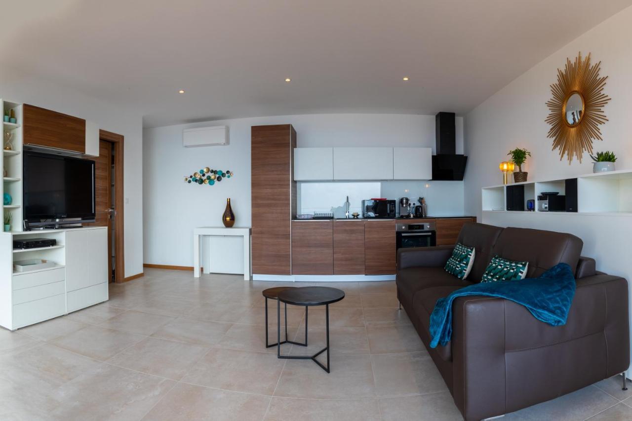 Vistazur Luxueux Appartement Avec Terrasse Et Piscine Rayol-Canadel-sur-Mer Exterior photo